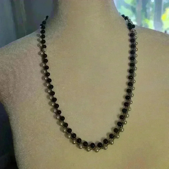 Korea vintage faux pearl and black bead silver necklace 24" - Picture 1 of 2